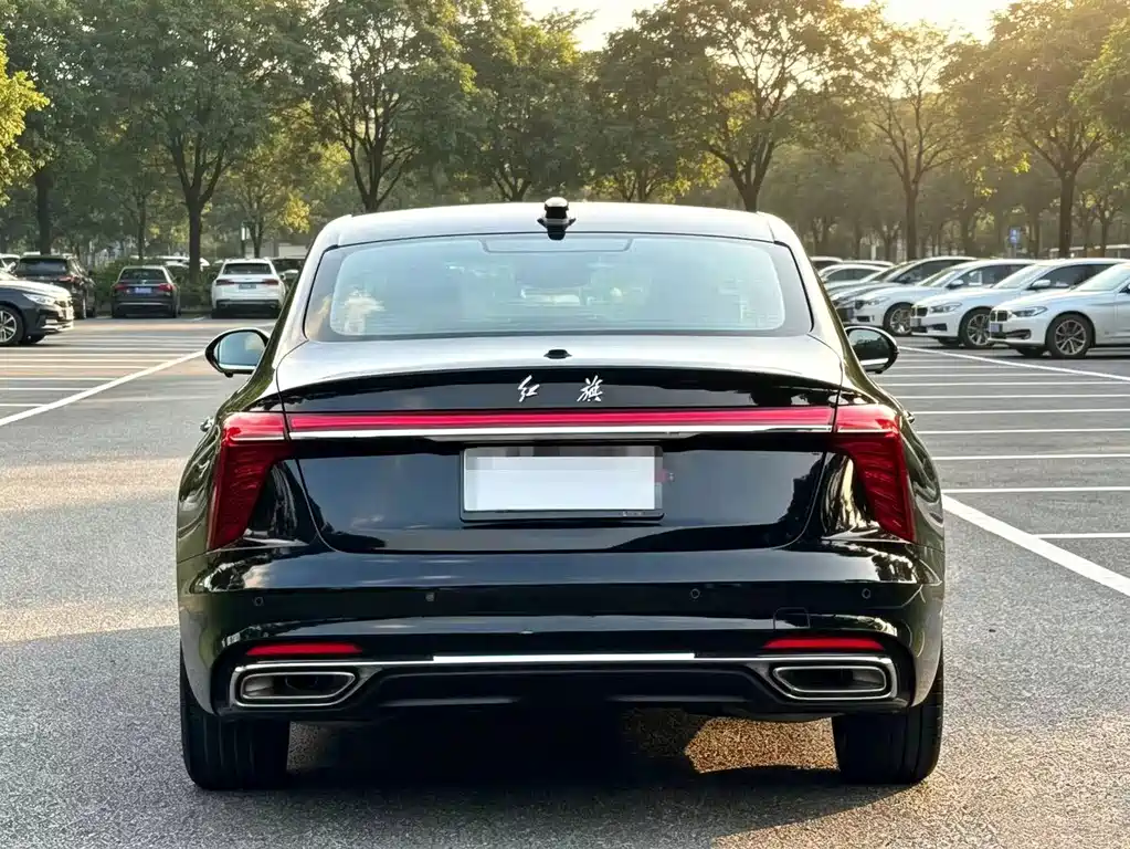 Hongqi Hongqi H5 — миниатюра 10