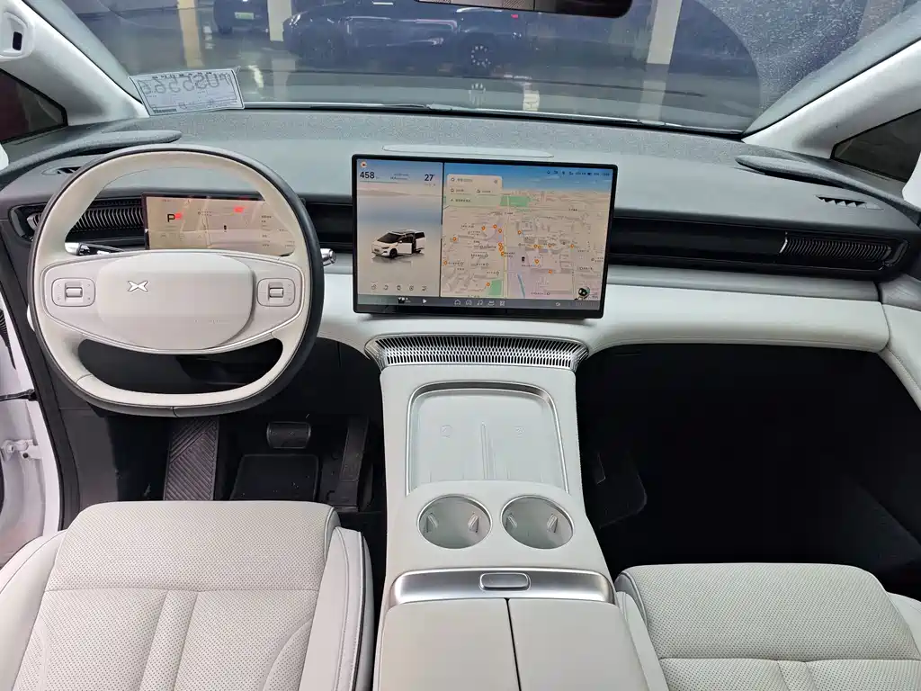 XPeng X9 — миниатюра 13