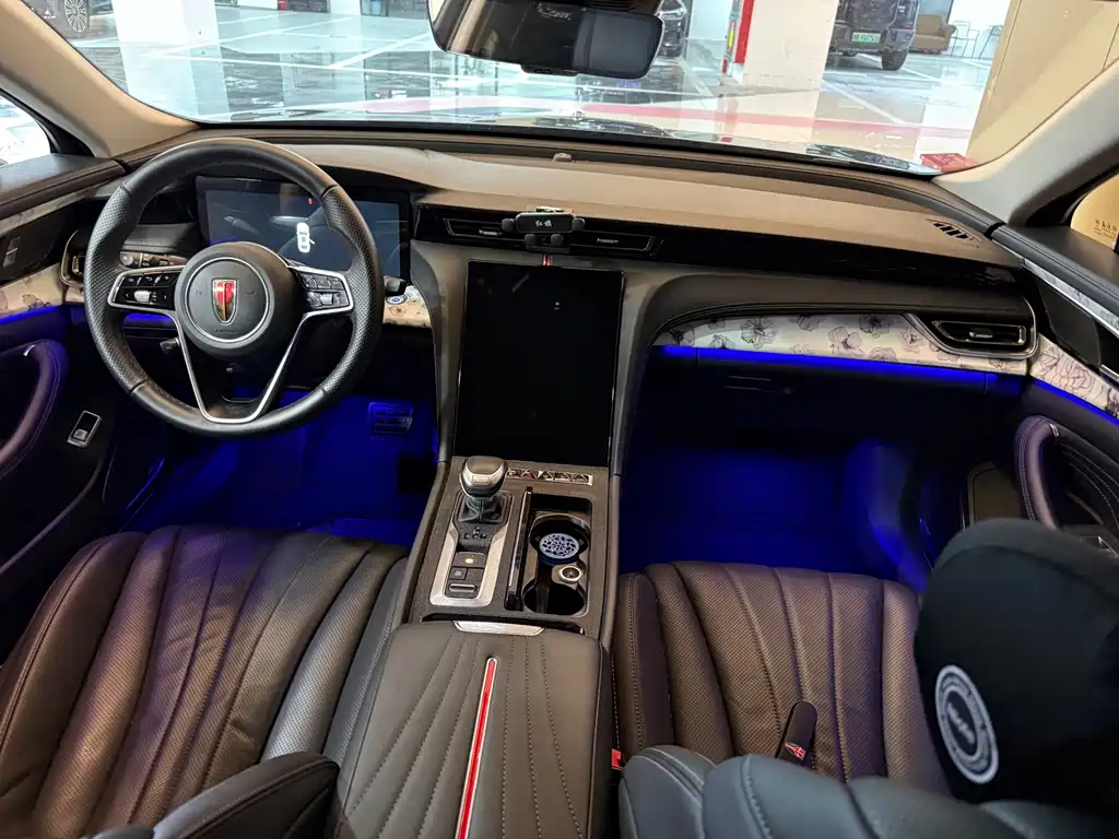 Hongqi Hongqi H5 — миниатюра 11