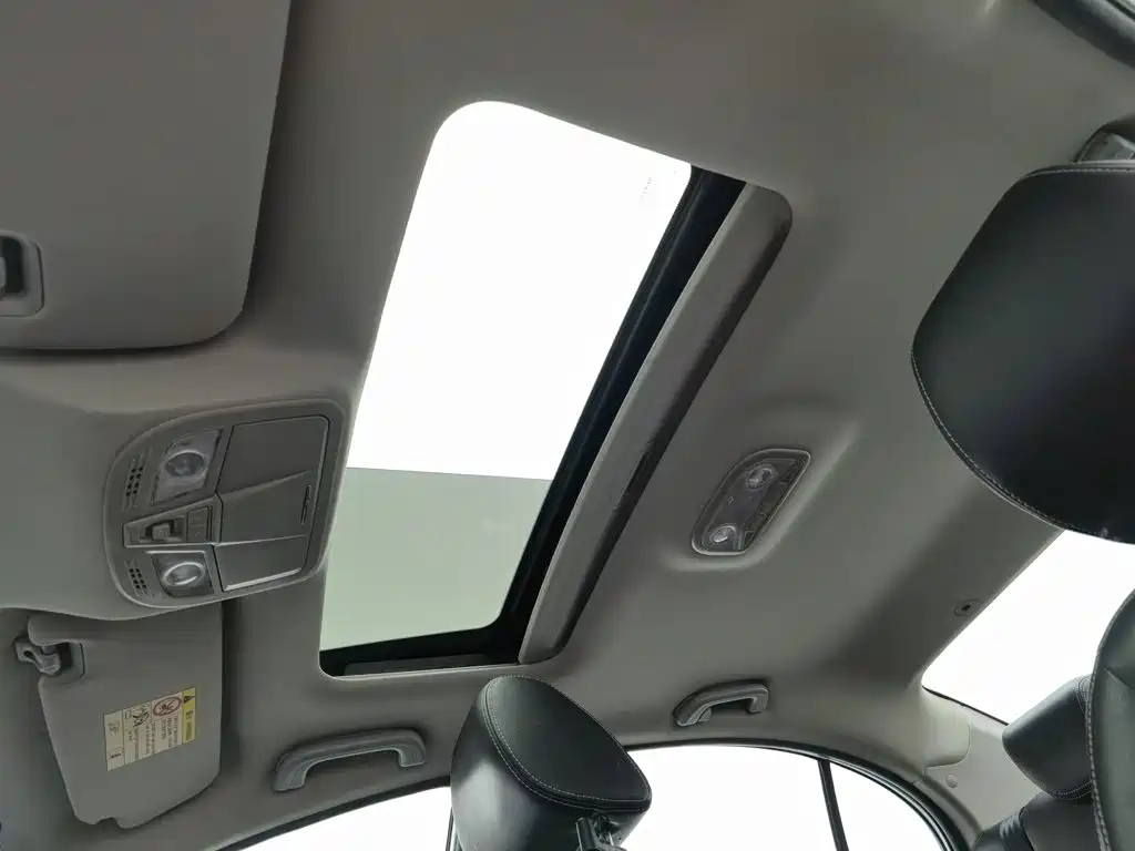 Geely Emgrand — миниатюра 14