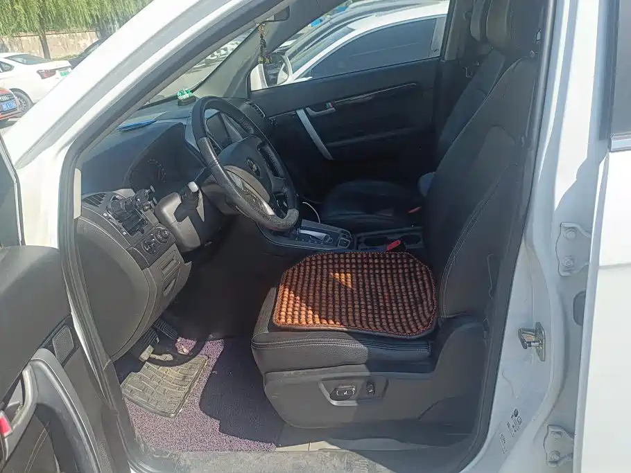 Chevrolet Captiva — миниатюра 9