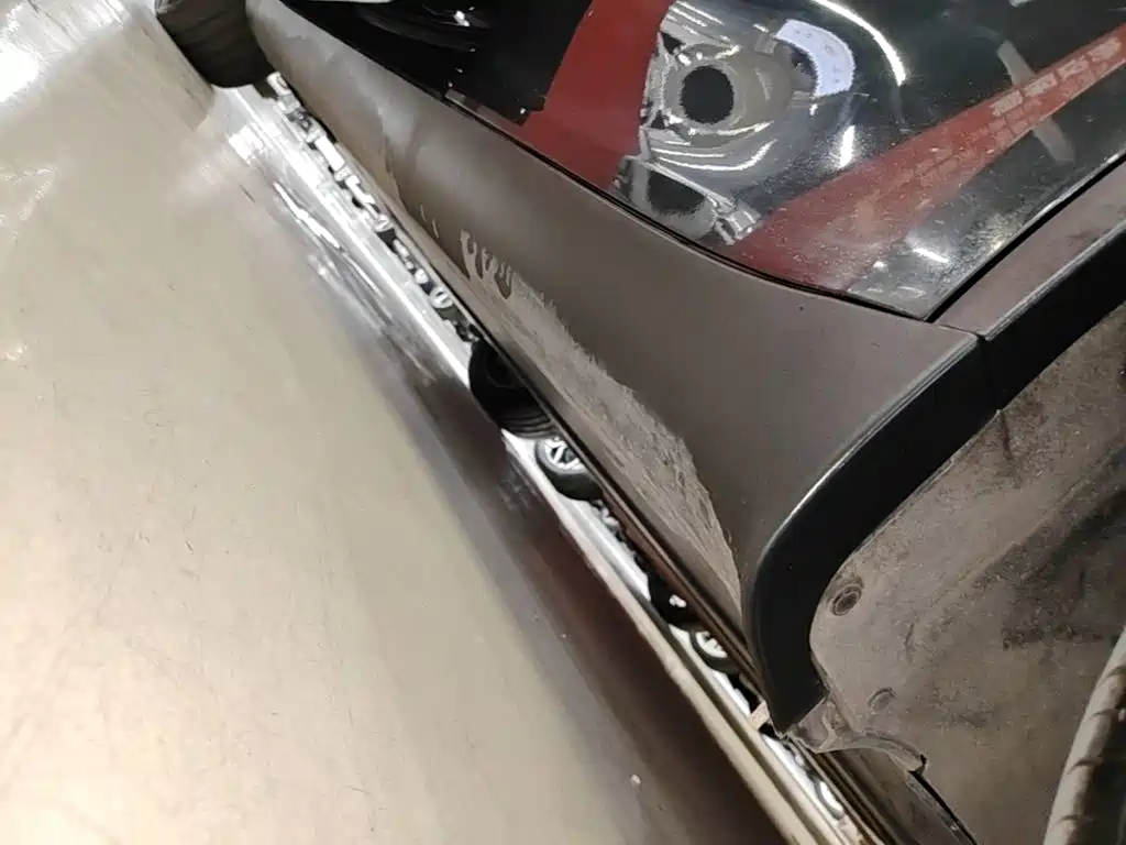 Tesla Model Y — миниатюра 22