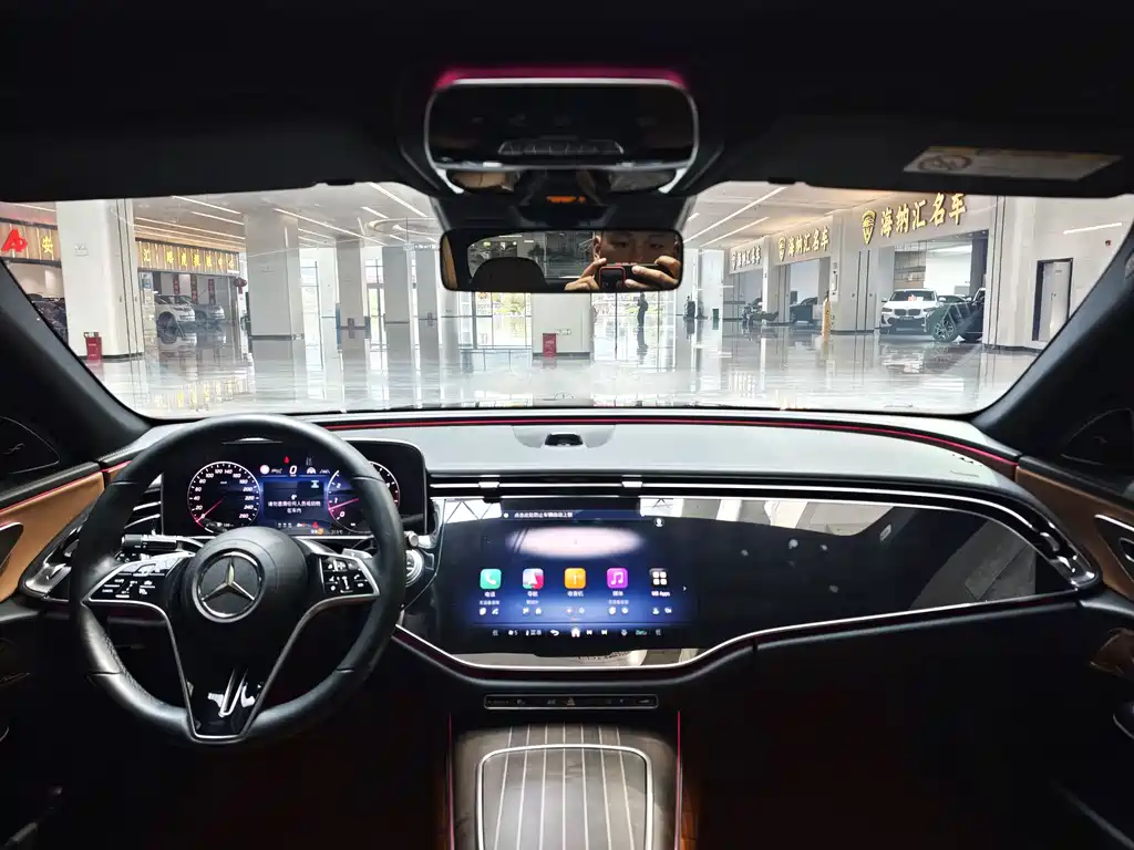 Mercedes-Benz E-Class E 2024 E 300 L Luxury