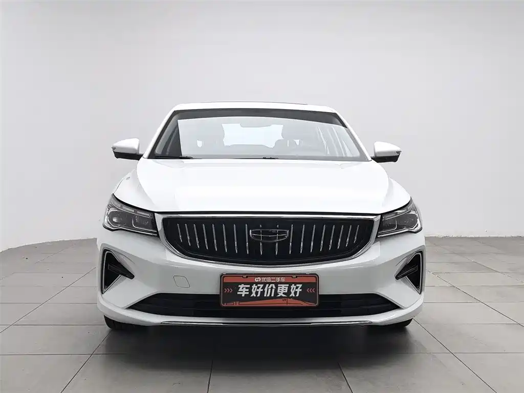 Geely Emgrand 2023 4 Champion 1.5L CVT Luxury