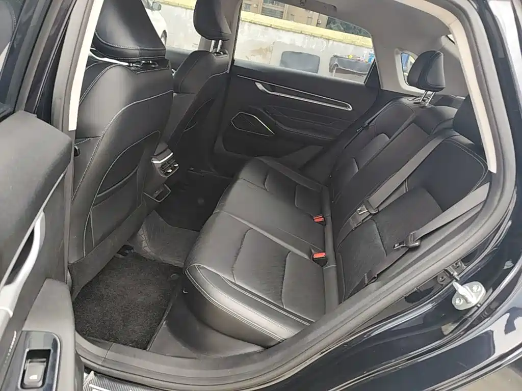 Geely Emgrand — миниатюра 17