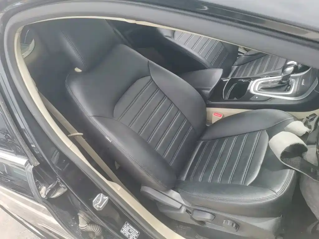 Ford Edge — миниатюра 25