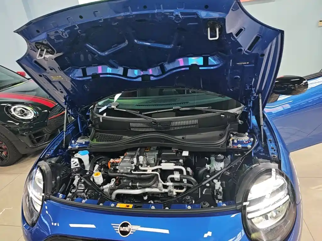 MINI MINI COOPER EV — миниатюра 20
