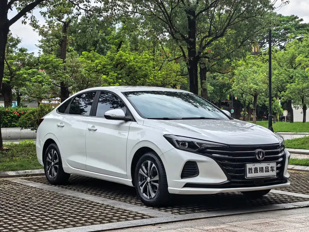 Changan Eado — миниатюра 3