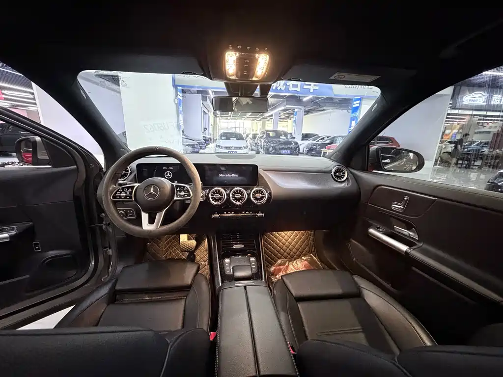 Mercedes-Benz GLA — миниатюра 6