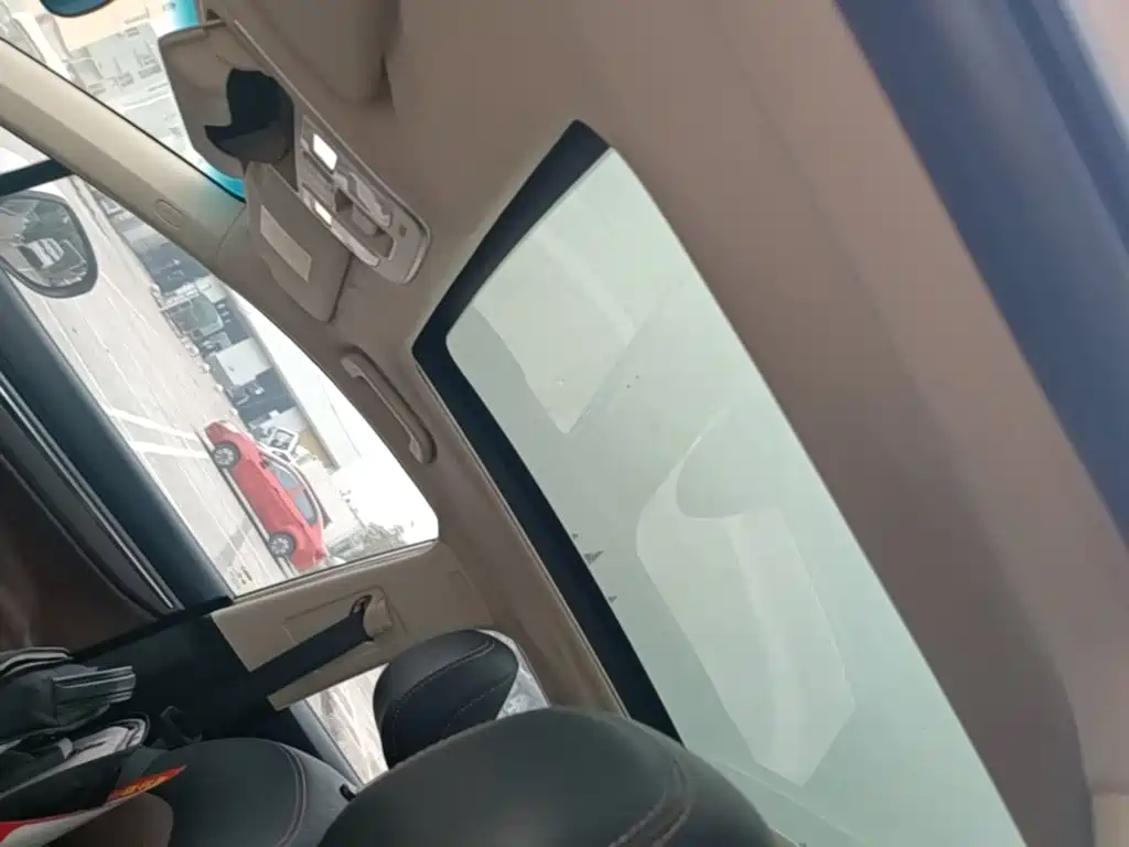 Geely Emgrand GS — миниатюра 18