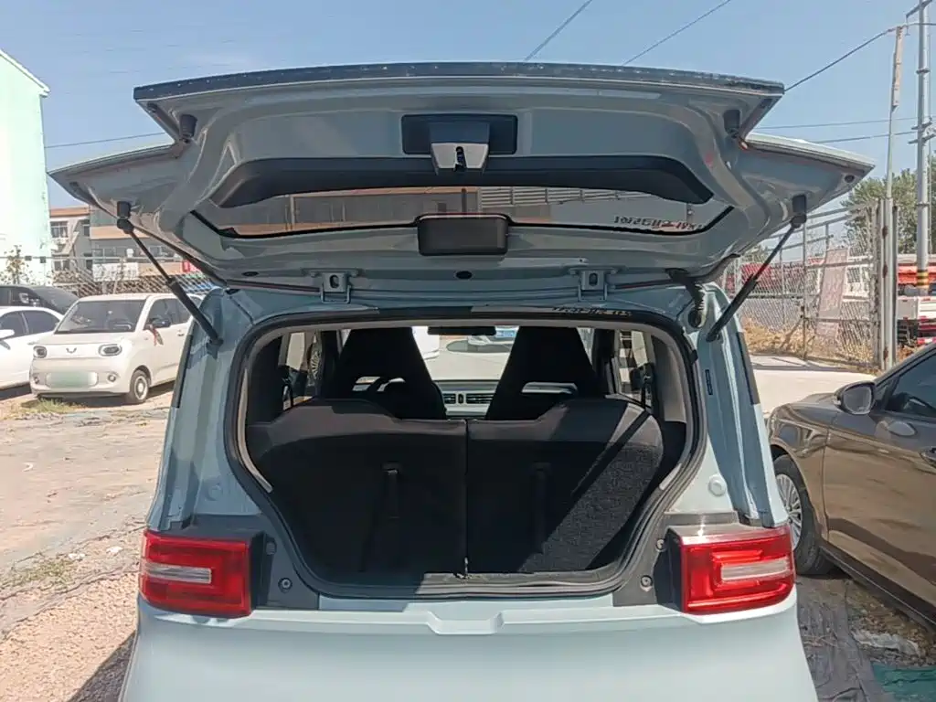 Wuling MINIEV — миниатюра 19