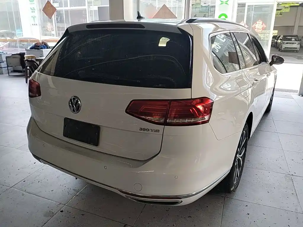 Volkswagen Viloran — миниатюра 7