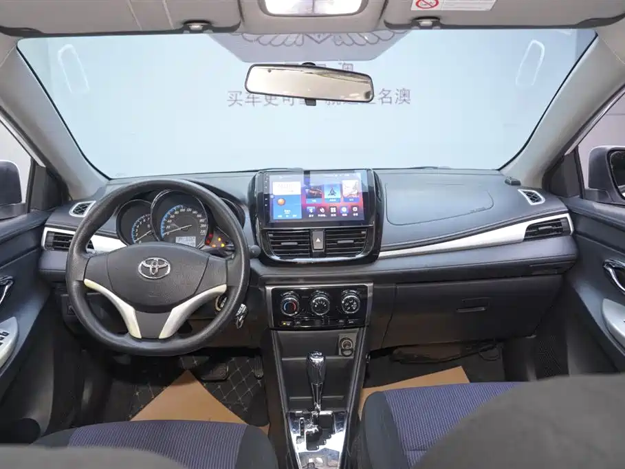 TOYOTA YARIS L ZHIXUAN