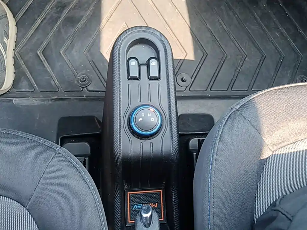 Wuling MINIEV — миниатюра 14