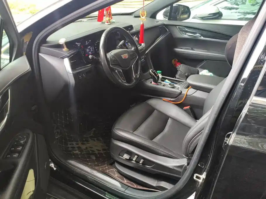 Cadillac XT5 — миниатюра 9