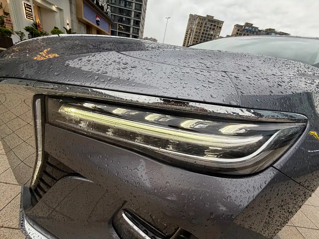Hongqi Hongqi H5 — миниатюра 7