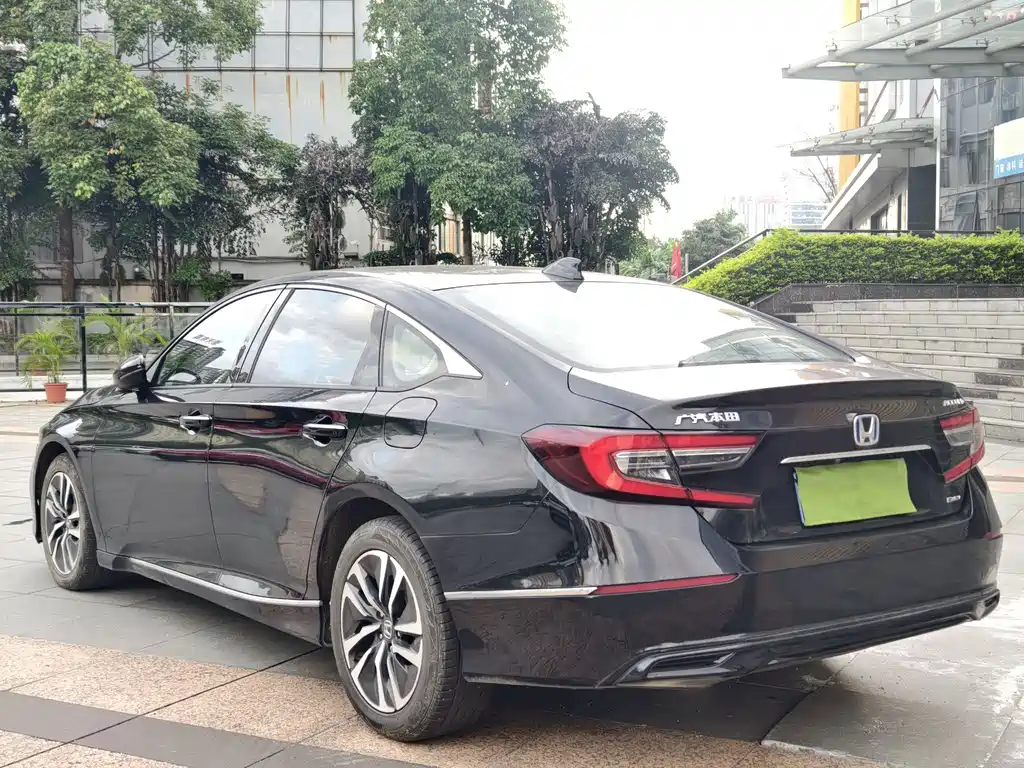 Honda Accord — миниатюра 7