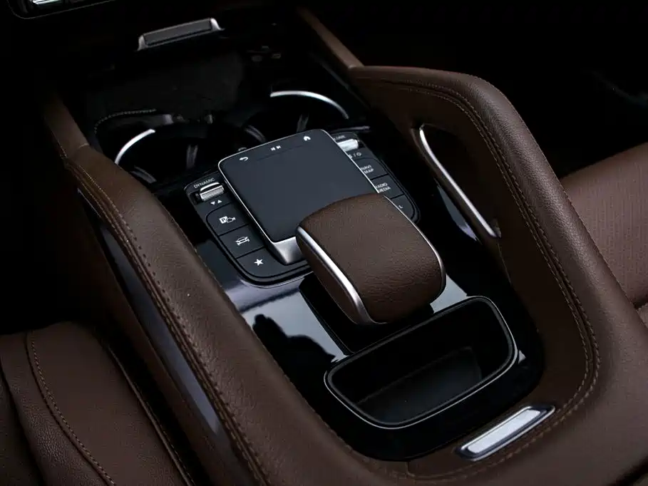Mercedes-Benz GLE (Import) — миниатюра 10