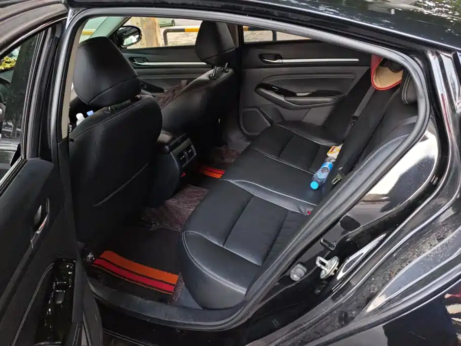 Nissan Teana — миниатюра 11