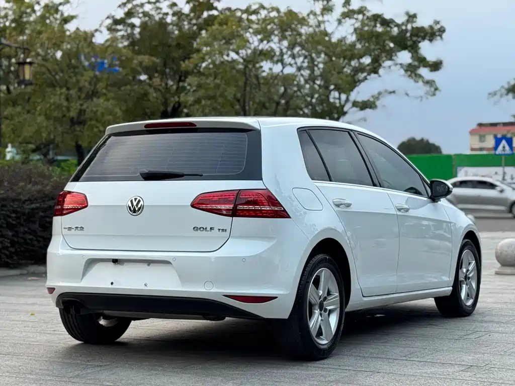 Volkswagen Golf — миниатюра 8