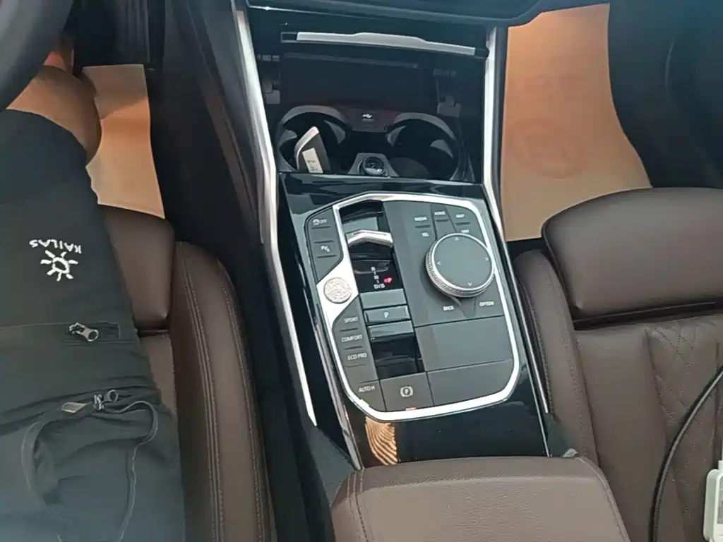 BMW i3 — миниатюра 14