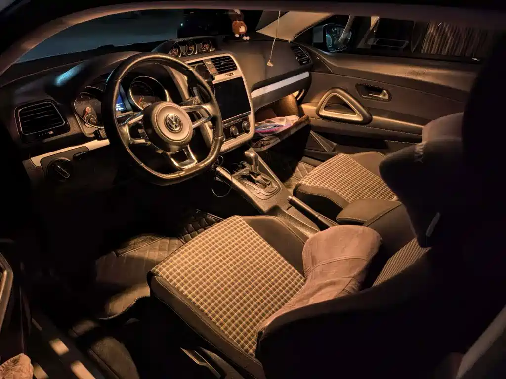 Volkswagen Scirocco — миниатюра 4