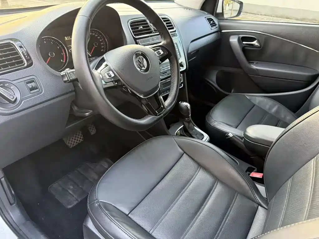 Volkswagen Polo — миниатюра 10