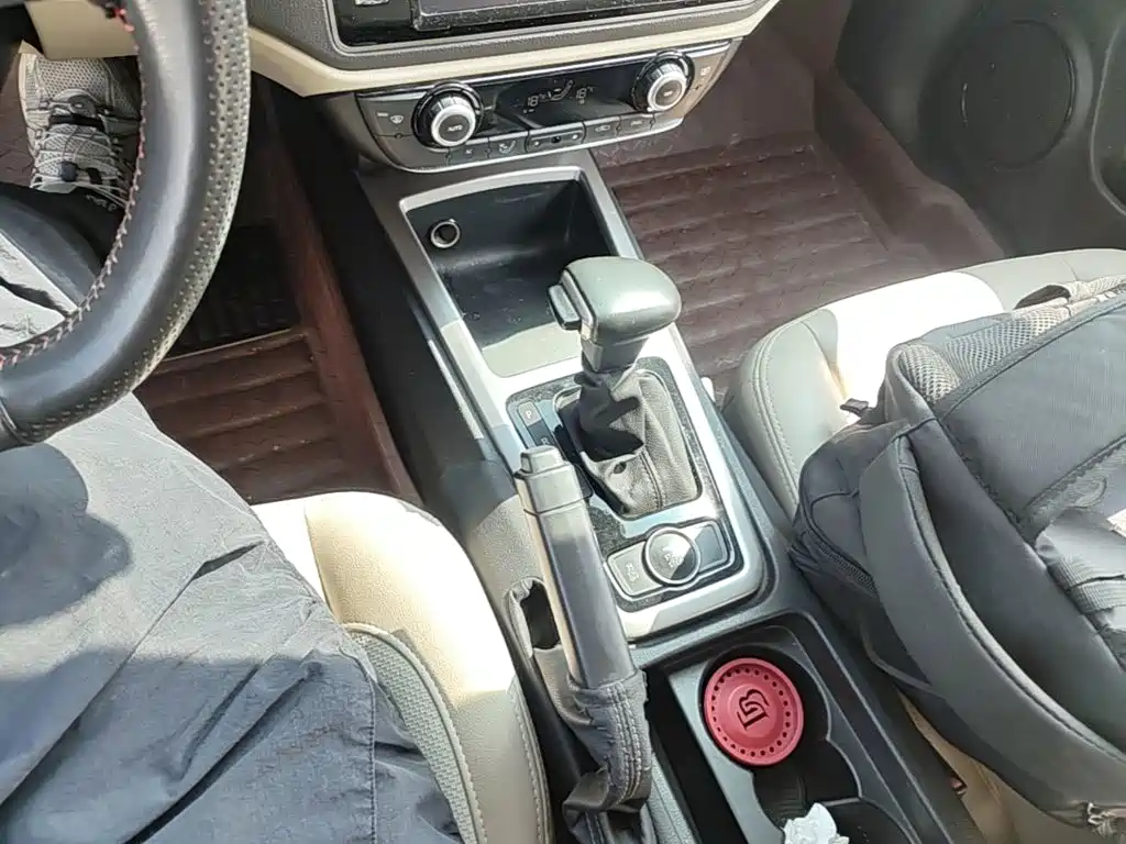 Qoros Qoros 3 — миниатюра 14