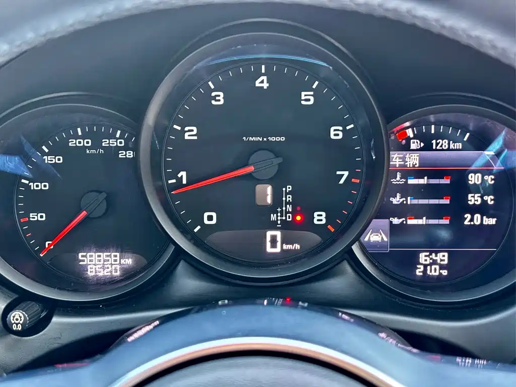 Porsche Macan — миниатюра 15