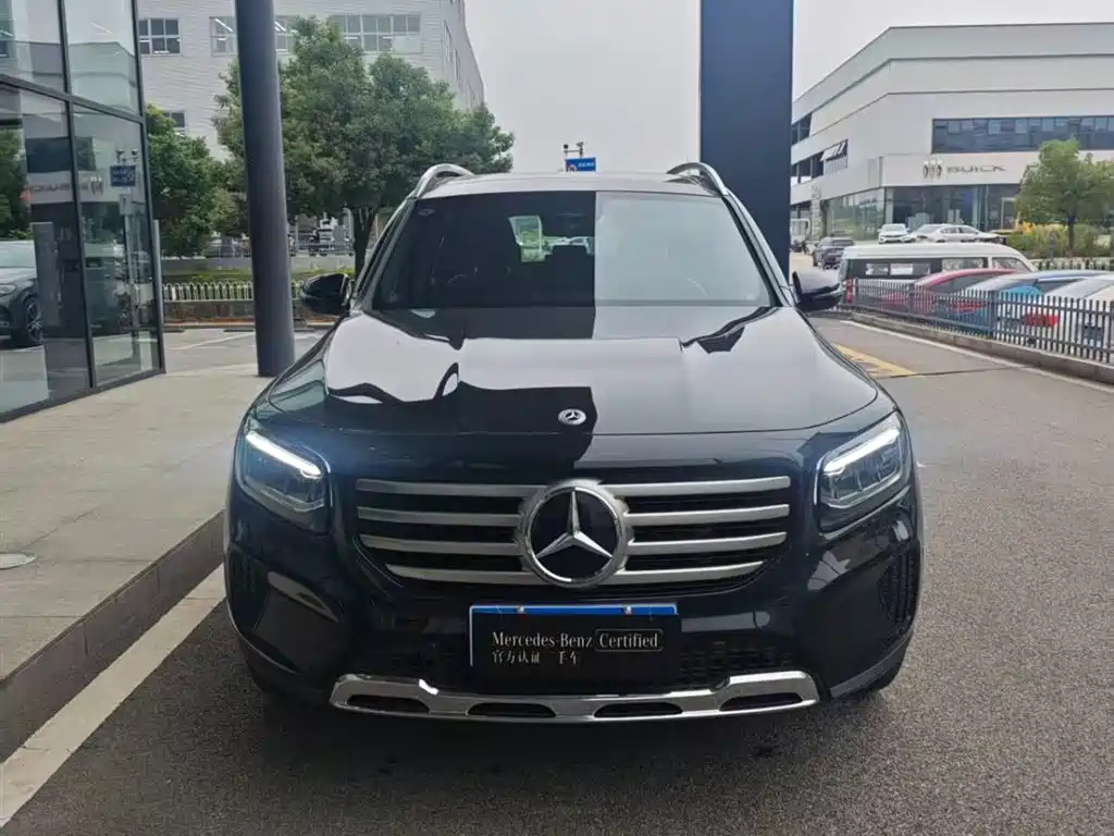 Mercedes-Benz GLB — миниатюра 3