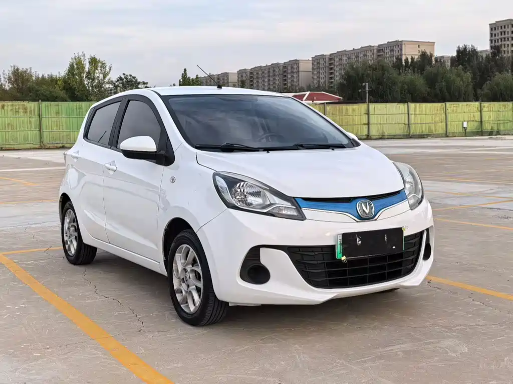Changan EV — миниатюра 3