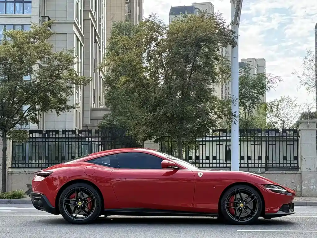 Ferrari Roma — миниатюра 22