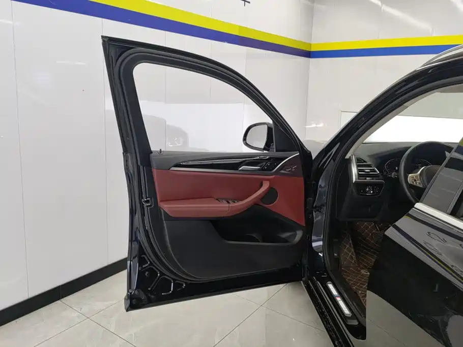 BMW X3 — миниатюра 7