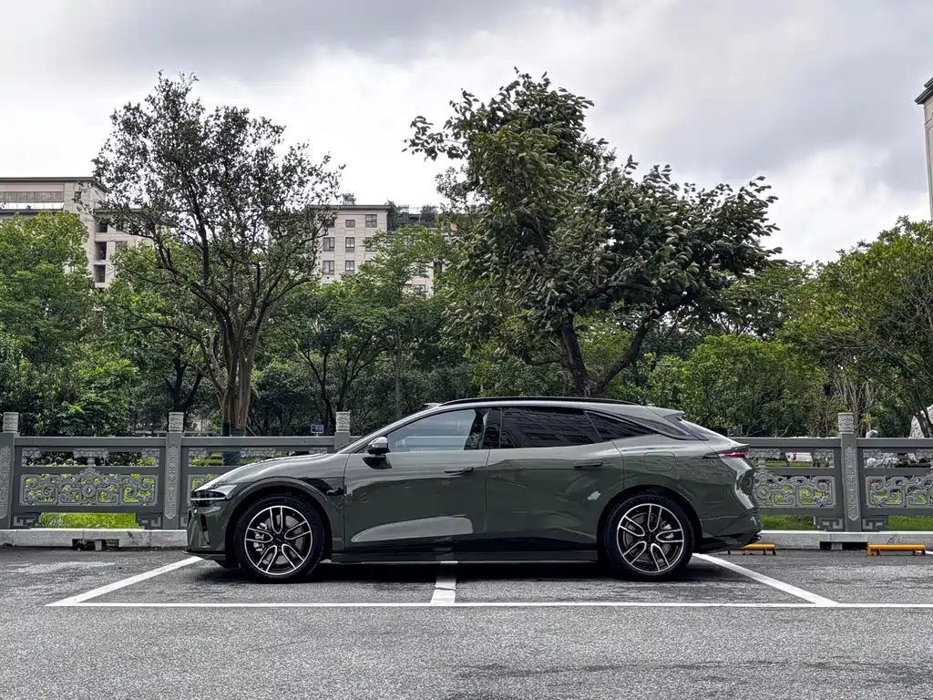 Zeekr 007GT — миниатюра 3
