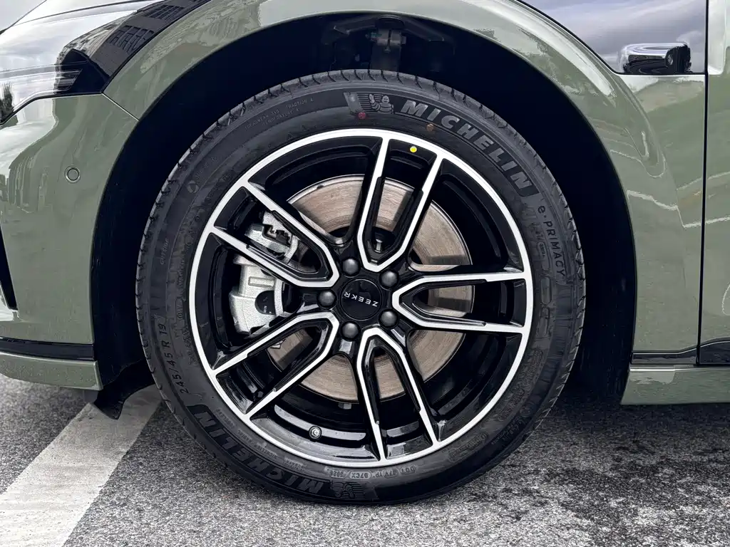 Zeekr 007GT — миниатюра 7