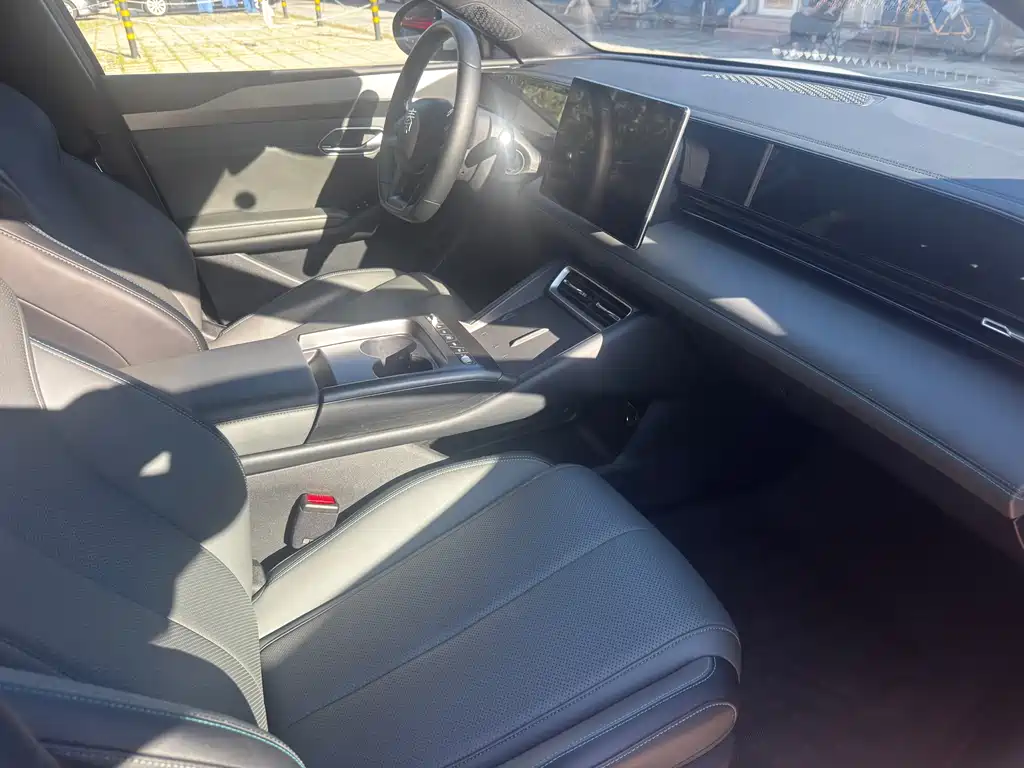 BYD Qin L — миниатюра 6