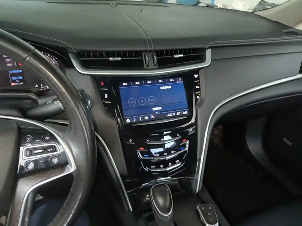 Cadillac XTS — миниатюра 10