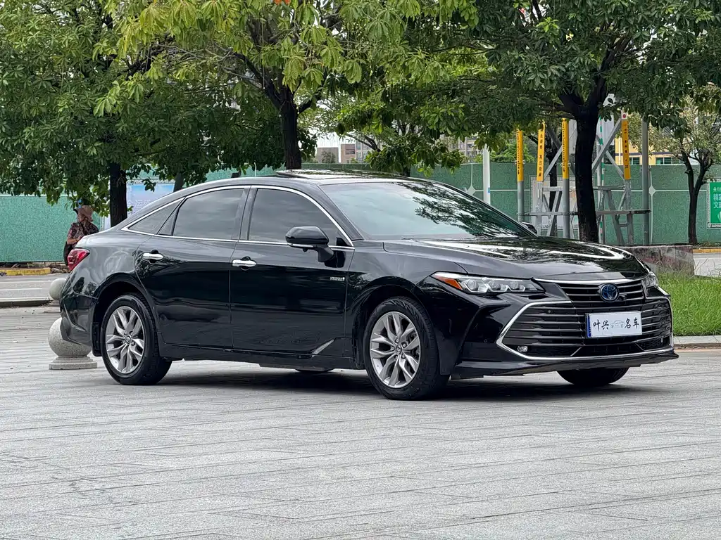 Toyota Avalon — миниатюра 3