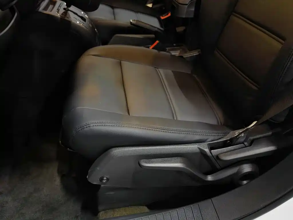 Jeep Compass (Import) — миниатюра 20