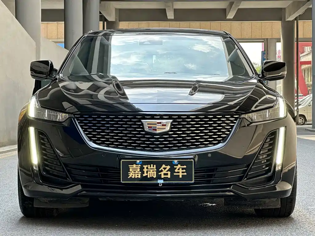 Cadillac CT5 — миниатюра 2