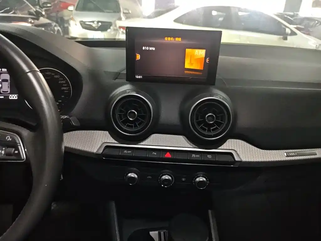 Audi Q2L — миниатюра 13