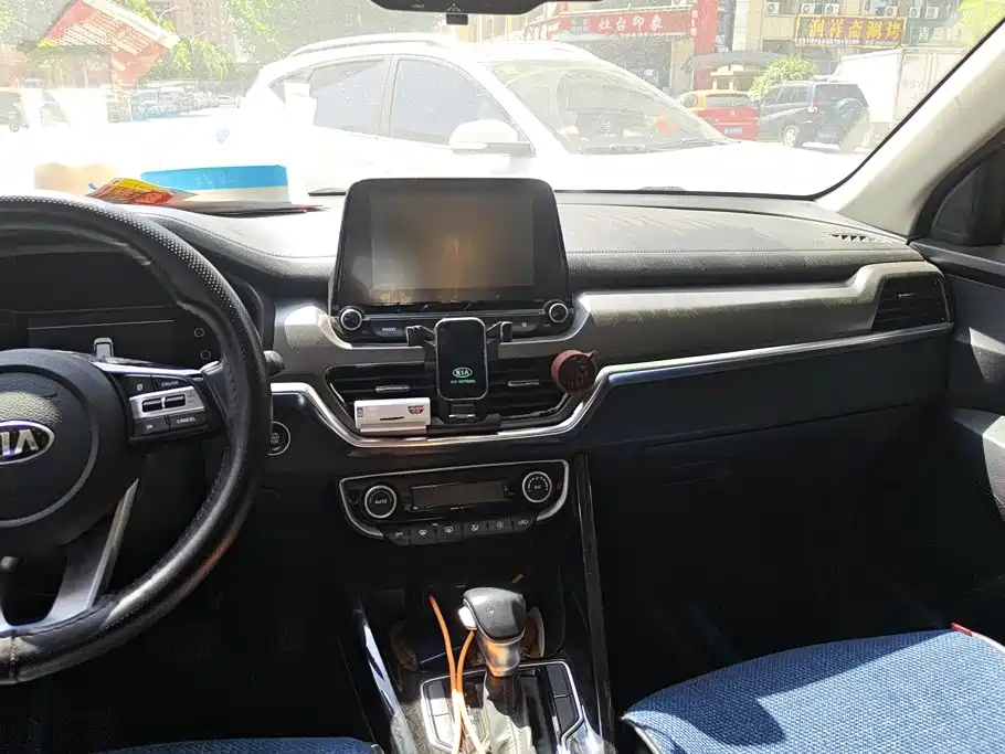 Kia Sportage — миниатюра 13