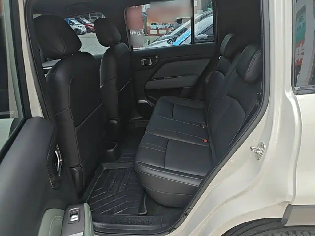 Baojun Yueye Plus — миниатюра 17