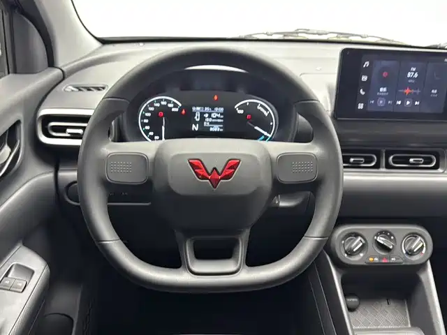 Wuling Hongguang EV — миниатюра 12