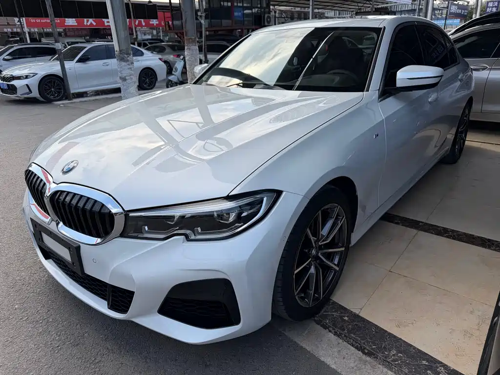 BMW 3 Series 2021