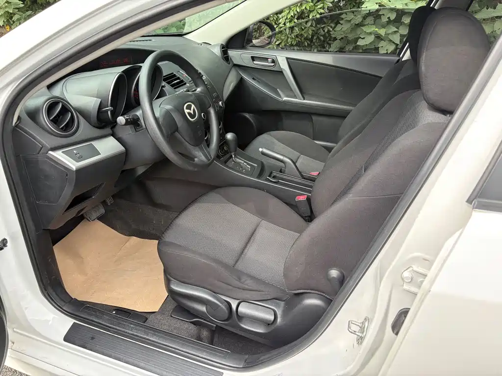 Mazda 3 Xingcheng — миниатюра 5