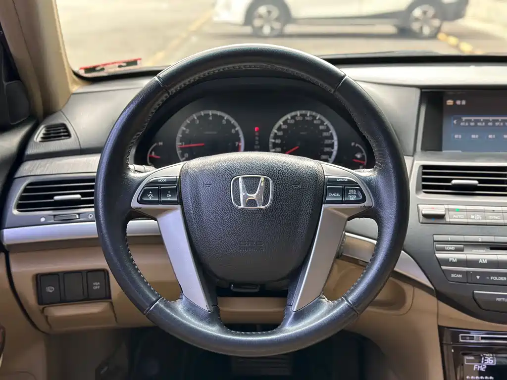 Honda Accord — миниатюра 15