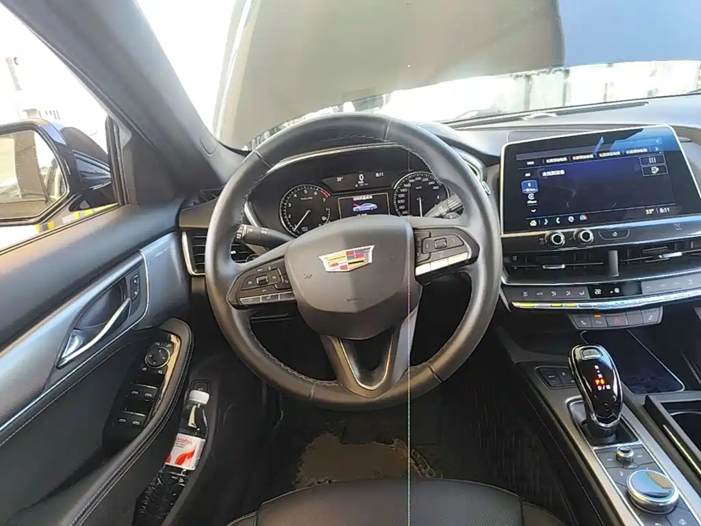 Cadillac CT5 — миниатюра 11