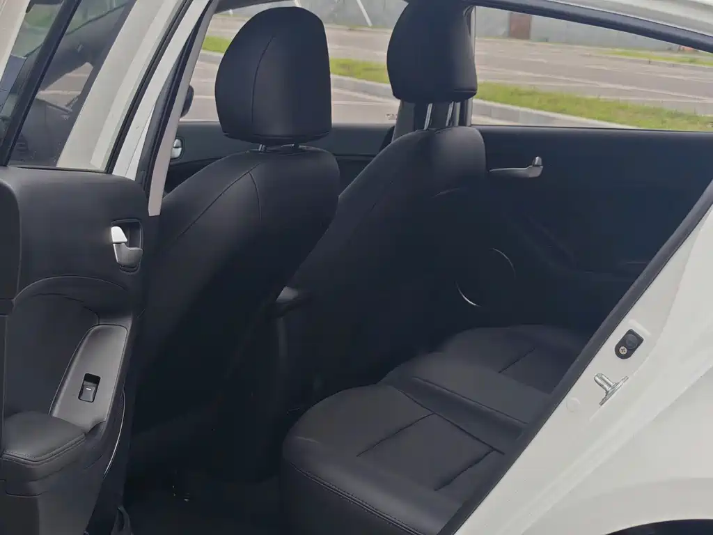 Kia K3S — миниатюра 8
