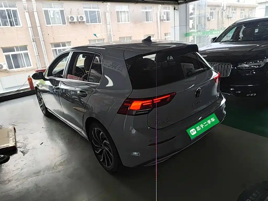 Volkswagen Golf — миниатюра 5